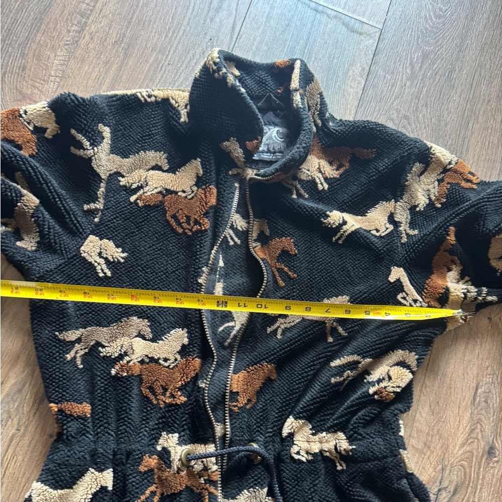 Tsunami Canada Horse Patterned Fleece Jacket VTG - Picture 7 of 8